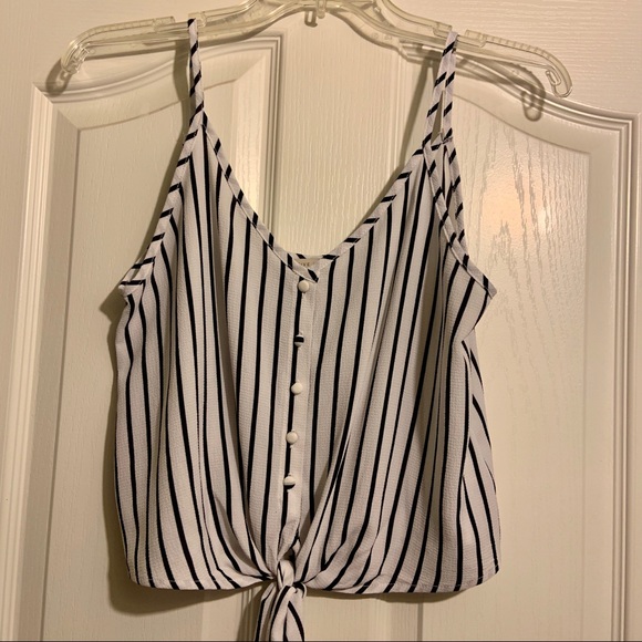 Striped Button-up Tank top - Picture 5 of 5
